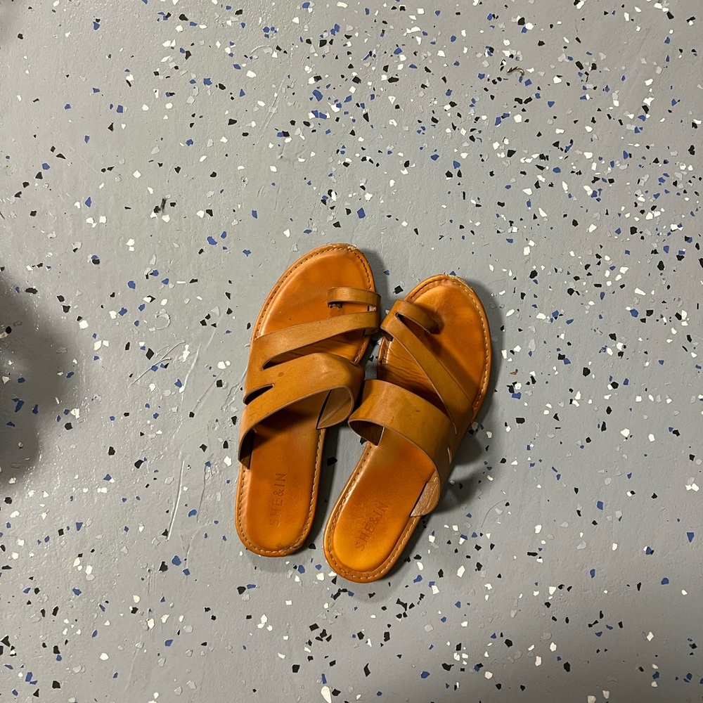 Tan Flats
